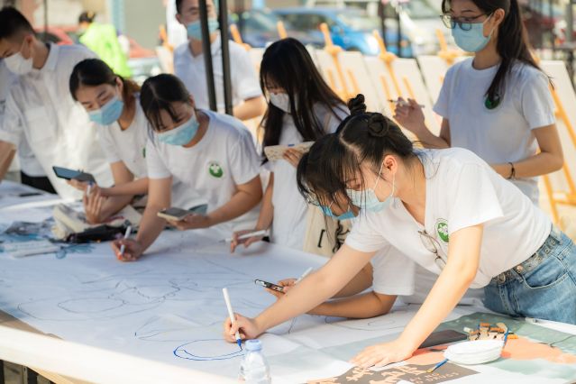 “繪繽紛色彩，守?zé)o毒家園”主題手繪活動.jpg